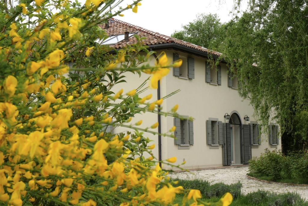 Locanda Del Toro Calderara di Reno Exterior foto